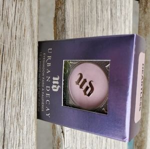 Urban decay single shadow